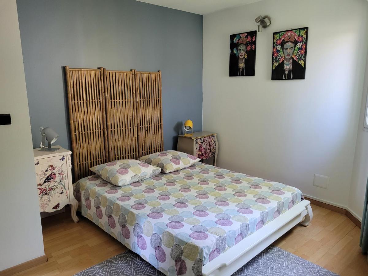 Le Cocon Perche A La Possession Apartment Exterior photo